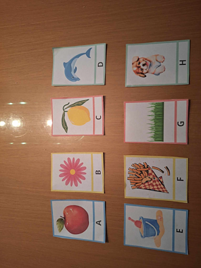 Lesmateriaal alfabetkaartjes van auteur Juf Eline in de kleuterklas