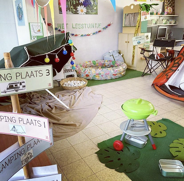 Lesmateriaal Aankleding thema 'de camping'  van auteur Juf Imke slide 1