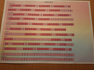 Lesmateriaal schoolkalender 2024-2025 van auteur Juf Eline in de kleuterklas slide 2