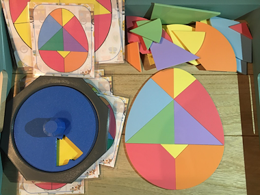 Lesmateriaal tangram paaseitjes van auteur Little Play Friends slide 3