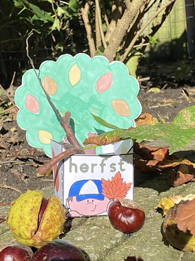 Lesmateriaal Een herfstboom van auteur juf Linde slide 3