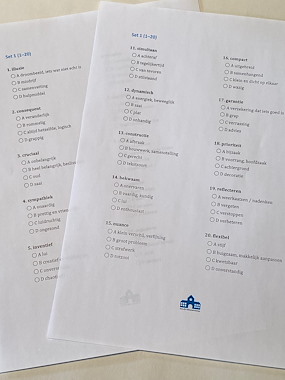 Lesmateriaal Oefening  Moeilijke woorden (Nederlands VMBO 1 en 2) van auteur samen voor onderwijs slide 1