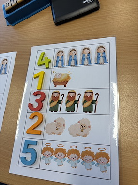 Lesmateriaal Kerst rekenwerkblad  van auteur Jeanine