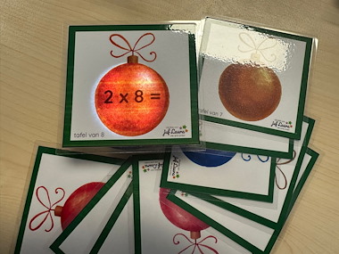 Lesmateriaal False uit de collectie Kerst-mb van onderwijs lesmaterialen van auteur De klas van juf Laura