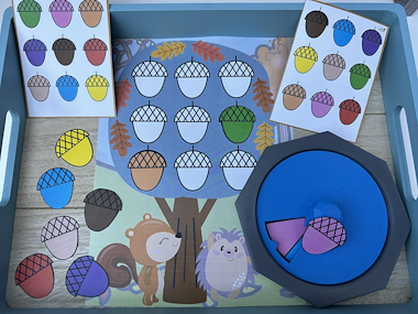 Lesmateriaal De eikels in de boom van auteur Little Play Friends slide 2