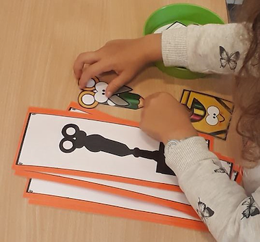 Lesmateriaal stapelen met grappig schoolmateriaal van auteur katrotje slide 3
