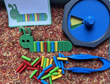 Lesmateriaal De kleine staafjes-rups van auteur Little Play Friends slide 2