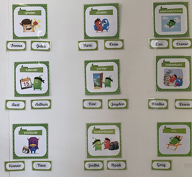 Lesmateriaal Classdojo taakjes takenbord met naamkaartjes  van auteur De monsterklas van Juf Liesl
